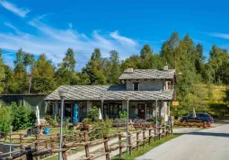  La concessione riguarda delle strutture turistiche in località Pian Pietro con il punto di ristoro e l’area attrezzata per i camper